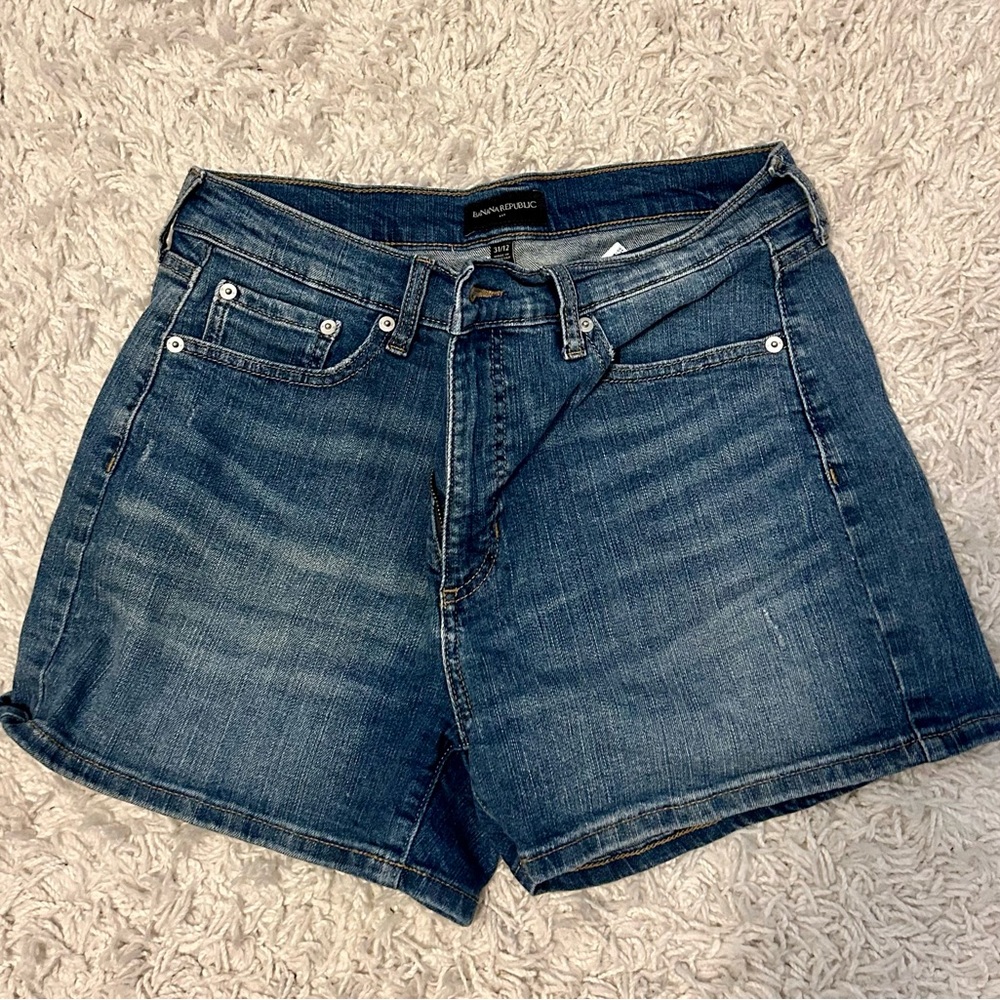 Women’s shorts size 12 Banana Republic